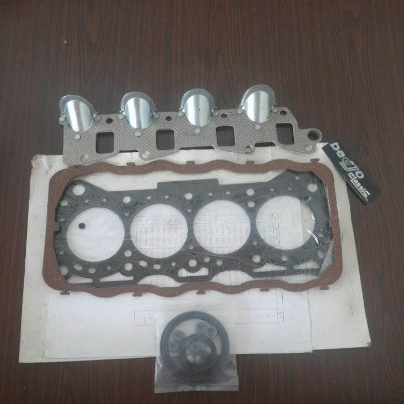 paking gasket set engine overhaul sesuai foto SUZUKI FUTURA KARBU karburator