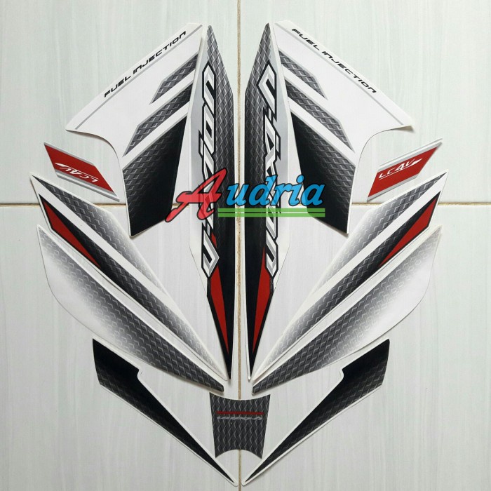 

TERLARIS | Striping Stiker Motor Yamaha New Vixion 2014 Putih
