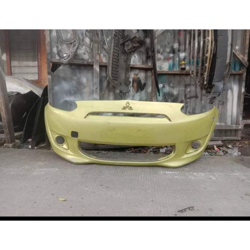 bumper depan Mitsubishi mirage 2014