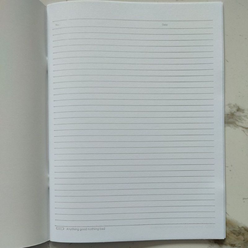 

HJK Buku Tulis Diktat Kuliah Kiky 40 Lembar ( 1 Pack/5 Buku)