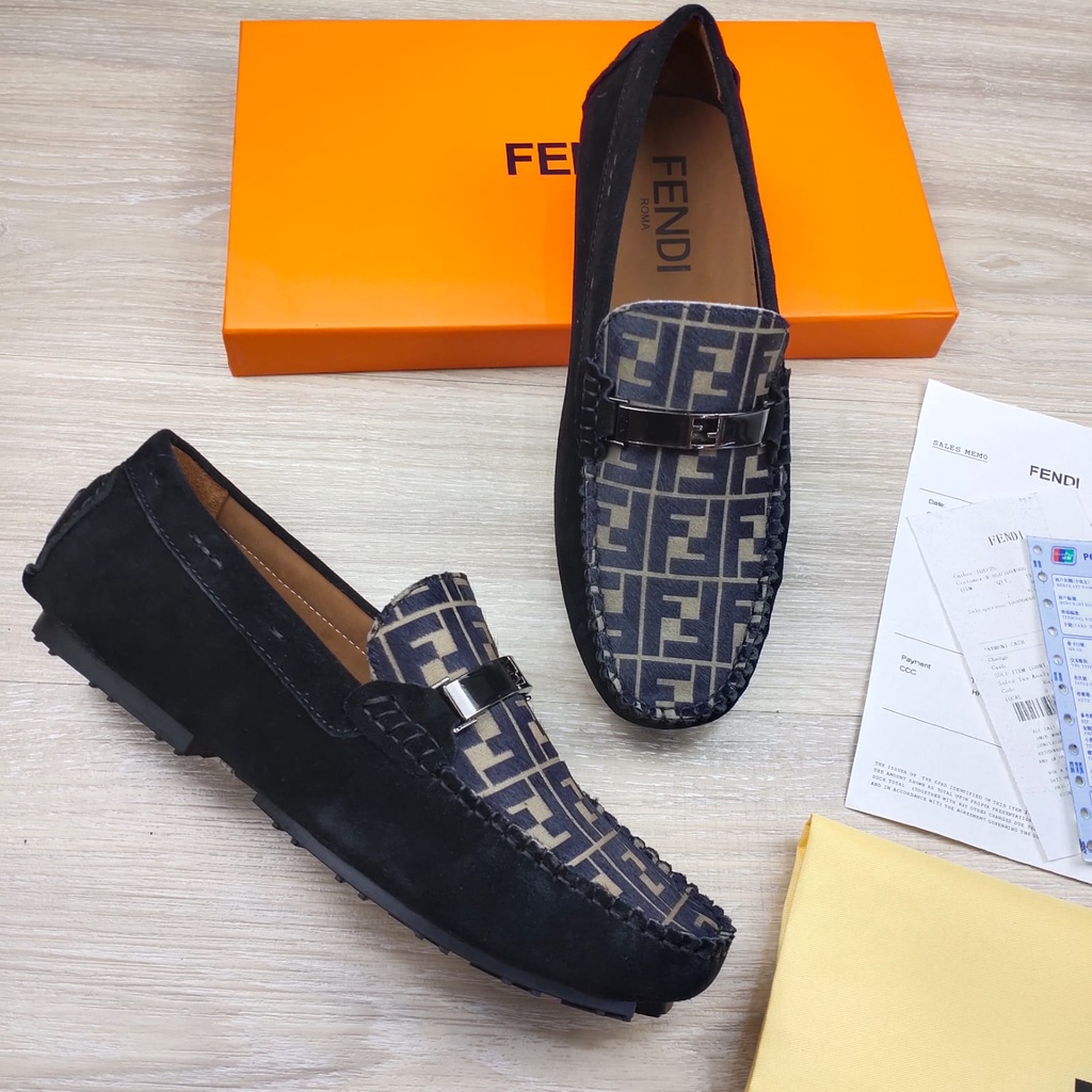 SEPATU LOAFERS PRIA FENDI