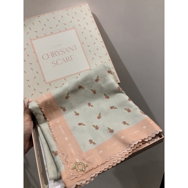 CHRYSANT SCARF - WEARING KLAMBY