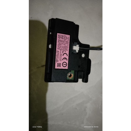 sensor WiFi&sensor Ir tv smart Samsung ua32j4303ak