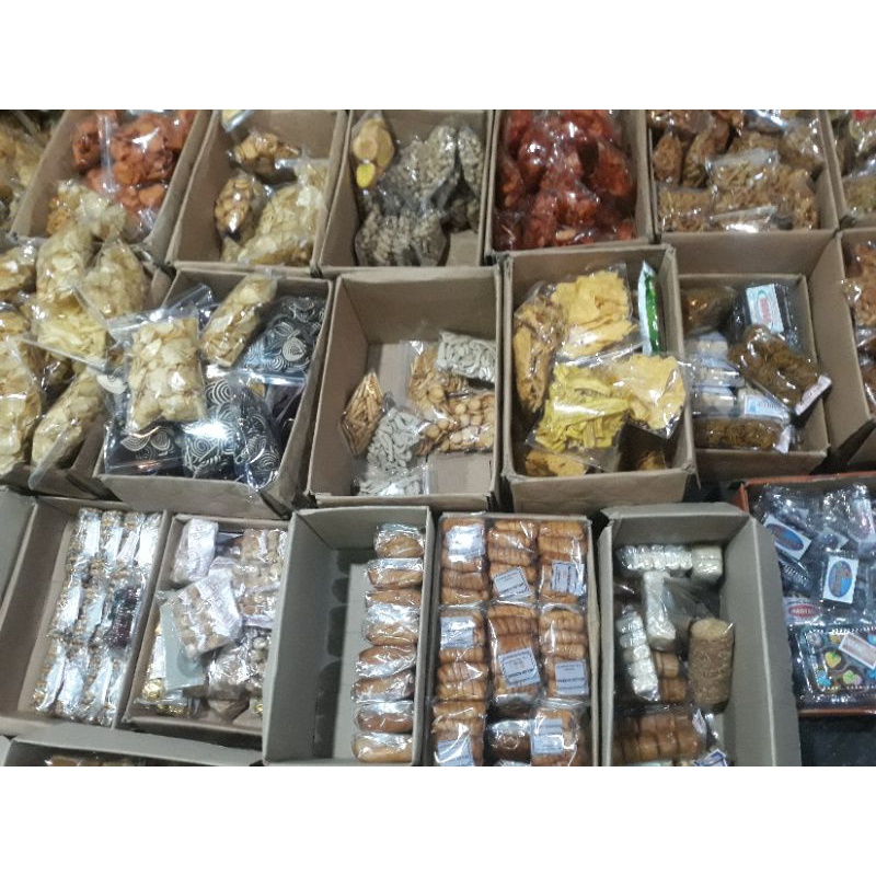 

Cemilan jajanan Pasar