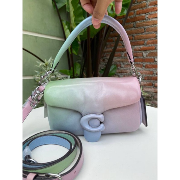 Tas Coach Pillow Tabby Shoulder Bag 18 with Ombre