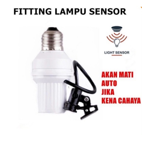 Fitting Sensor Lampu Agar Lampu Teras Rumah Menyala Ketika Matahari Sudah Terbenam / Sore