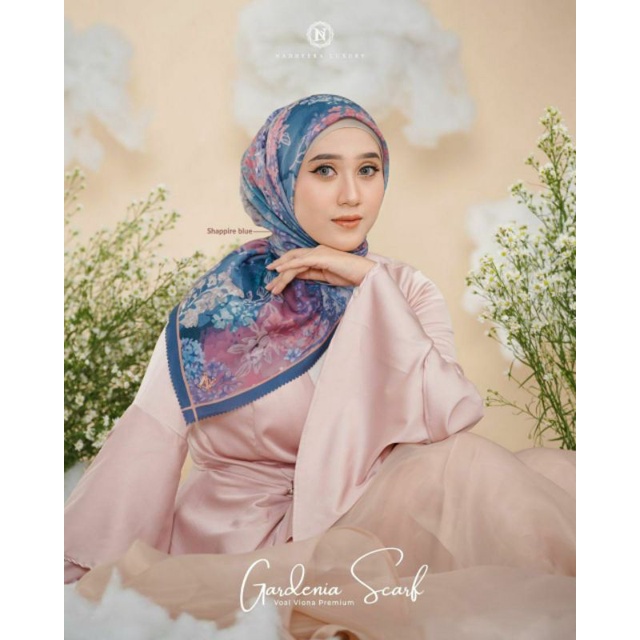 Gardenia Scarf By Nadheera Luxury