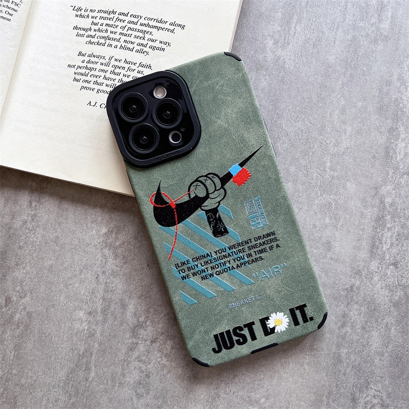 Casing logo brand Sepatu fashion Mewah case iPhone 14 Pro Max Plus case Iphone13 12 11 Pro Max suede Tertutup Penuh shockproof Penghilang Panas Cangkang Lembut Melindungi Penutup Belakang