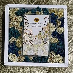 Flowers Box + Minigold 0,005gr Hampers Kado Murah