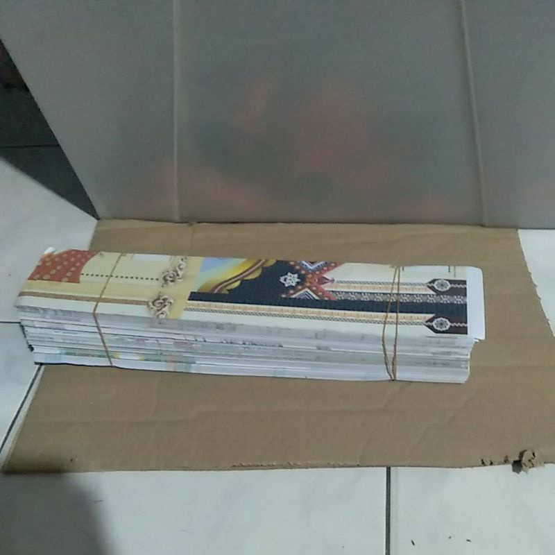 

kertas stik harum manis
