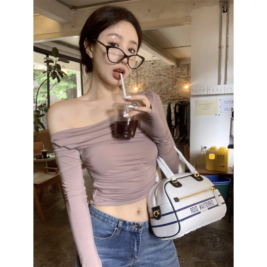 Red Retro Budidaya Diri Awal Musim Gugur T-shirt 2022 Dalam Bottoming Kemeja Top Baru Lengan Panjang Hot Gadis Lipit pendek Ceruk