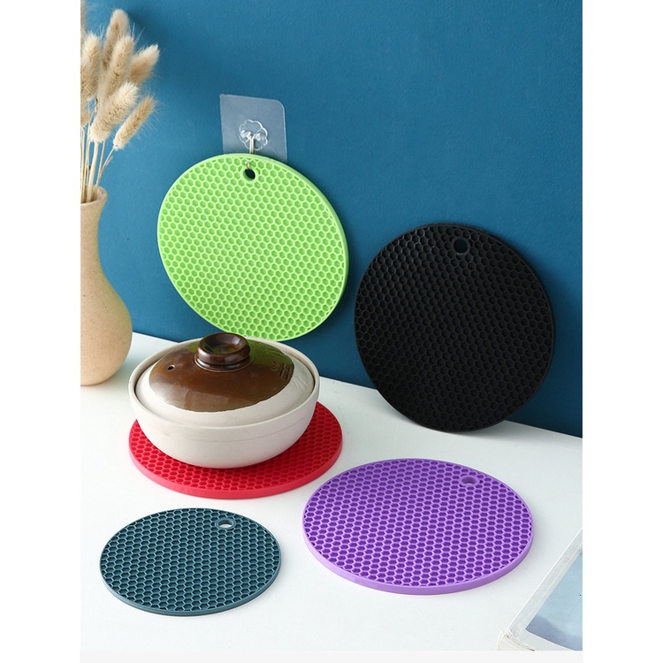 ❤ IJN ❤ Tatakan Silicone / Alas Anti Slip Panci / Piring / Gelas / Mangkuk / Wajan Serbaguna Tahan Panas Silikon