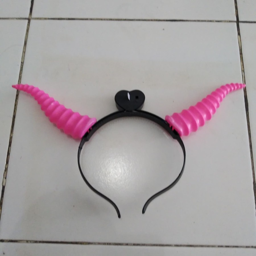 Tanduk warna warni lampu bando Halloween