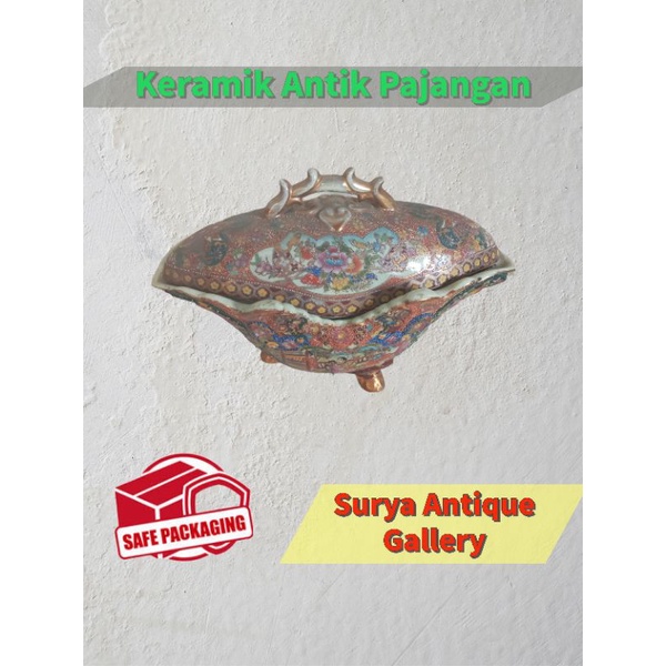 Keramik Antik Vas Oval Motif Emas