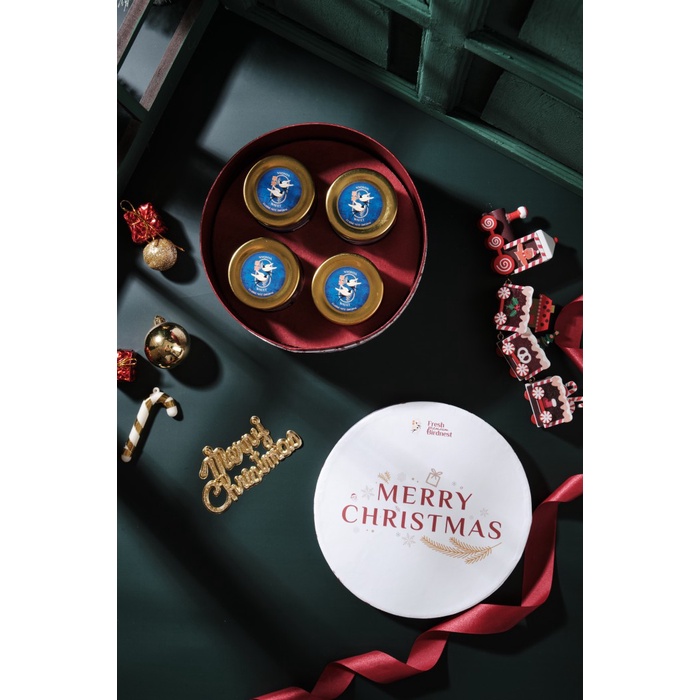 

Parcel Jolly - Christmas Hampers Edition By Nyonya Walet