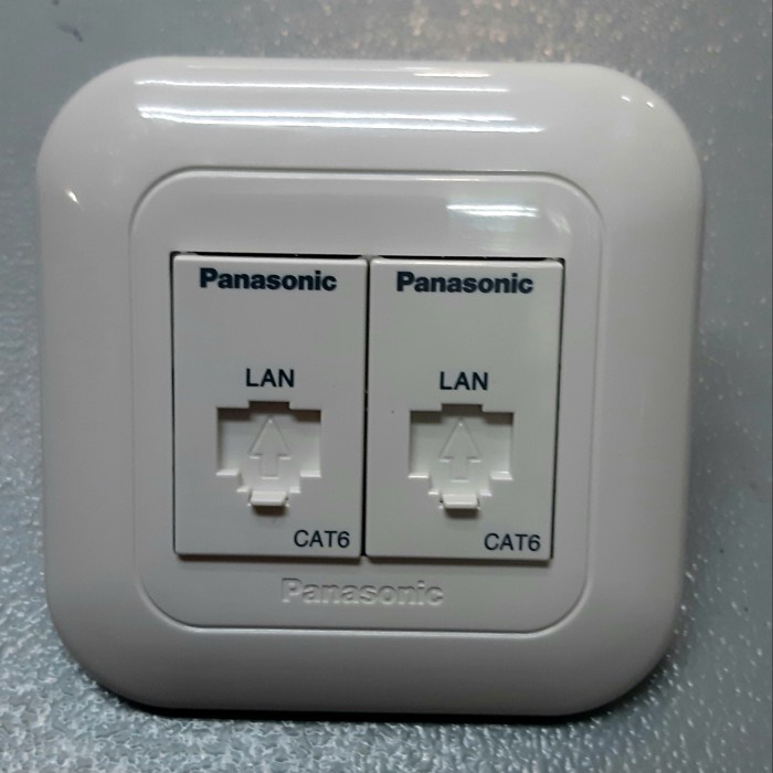 Fwe Panasonic Frame 2 Hole + Outlet Data Cat.6 + Outlet Data Cat.6