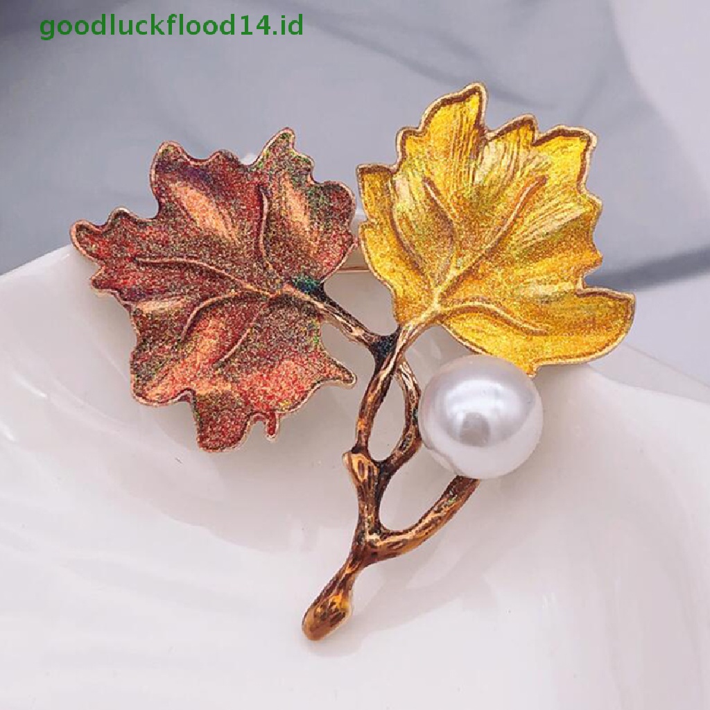 [GOOGFOUR] Vintage Maple Leaf Pearl Bros Korsase Pin Aksesoris Hadiah Perhiasan [TOP]