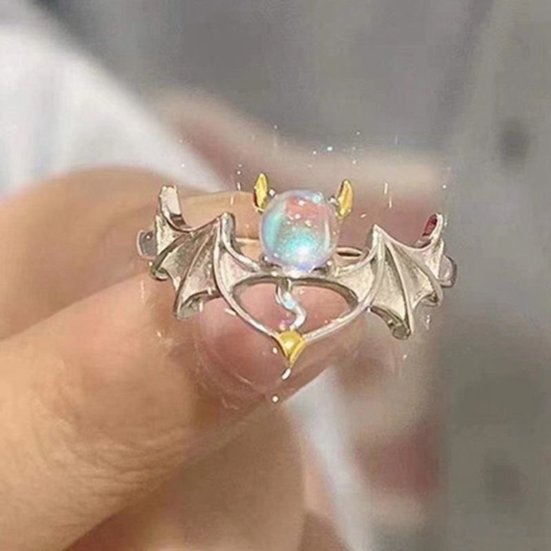 Cincin Pasangan Sayap Malaikat Dan Setan Romantis Untuk Wanita Goth Fashion Moonstone Pembukaan Yang Dapat Disesuaikan Jari Cincin Pria Perhiasan Pesta