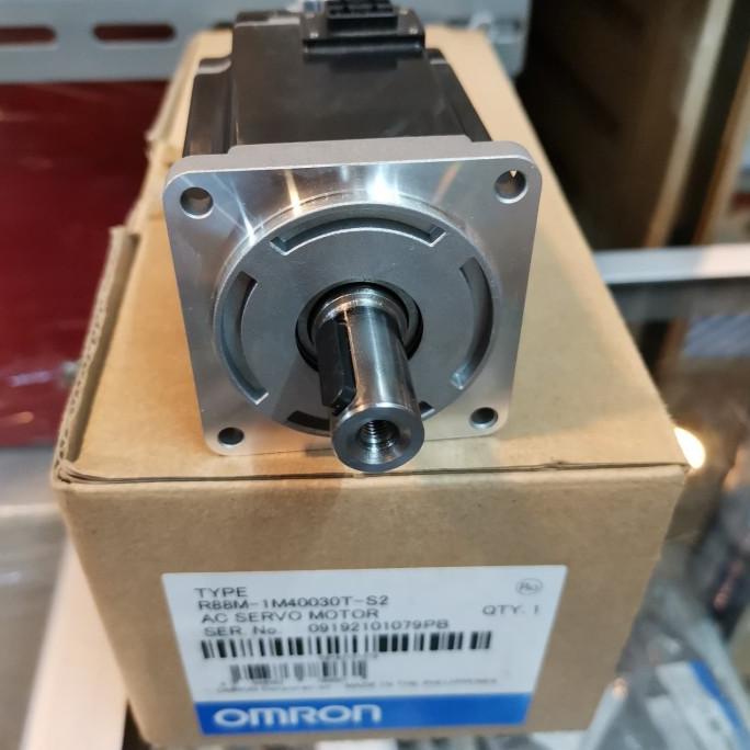 R88M-1M40030T-S2 Ac Servo Motor Omron 400W