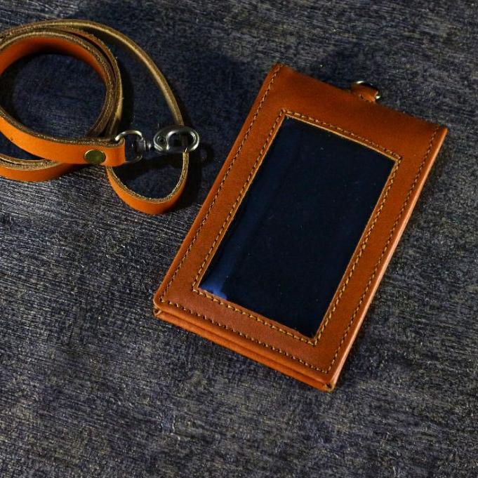

국 ID CARD HOLDER KULIT MODEL FLIP NAME TAG KULIT ASLI WARNA TAN UNIK Terjangkau!
