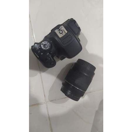 kamera canon kiss X7i/ 700D second + Kit banyak bonus