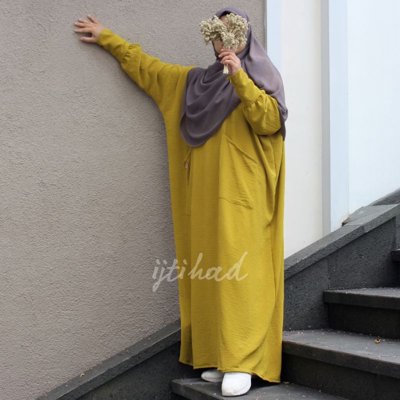 (FREE PRFUM)Fina Abaya Arab,material Crincle Air Flow brand IJTIHAD