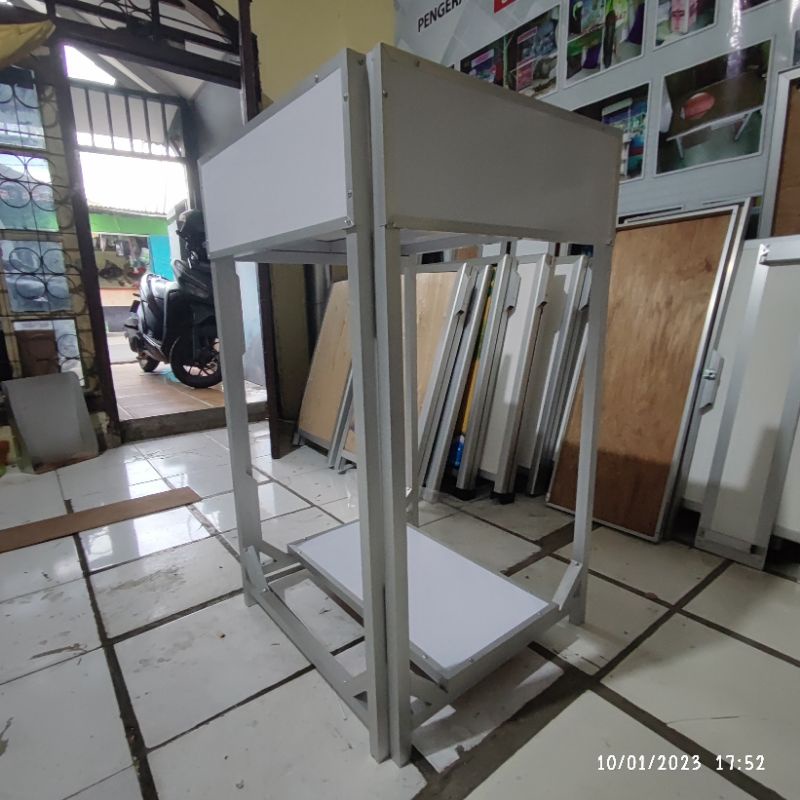 Meja Booth untuk Kompor