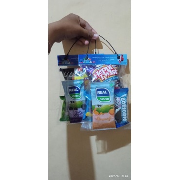 

paket snack ulang tahun free custom nama dan foto