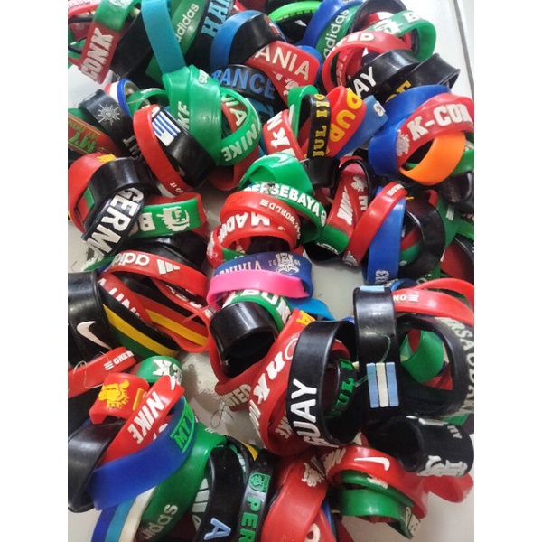 (10 pcs RANDOM) gelang karet