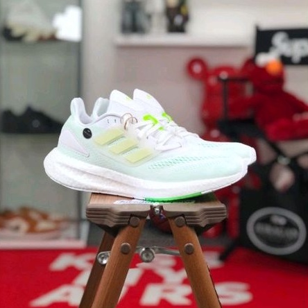 Adidas Pureboost 22 &quot;White/Beam Green&quot;