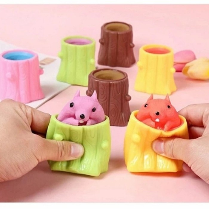 MAINAN SQUISHY PENCET TUPAI KODOK DINO AYAM PANDA TIKUS MINION