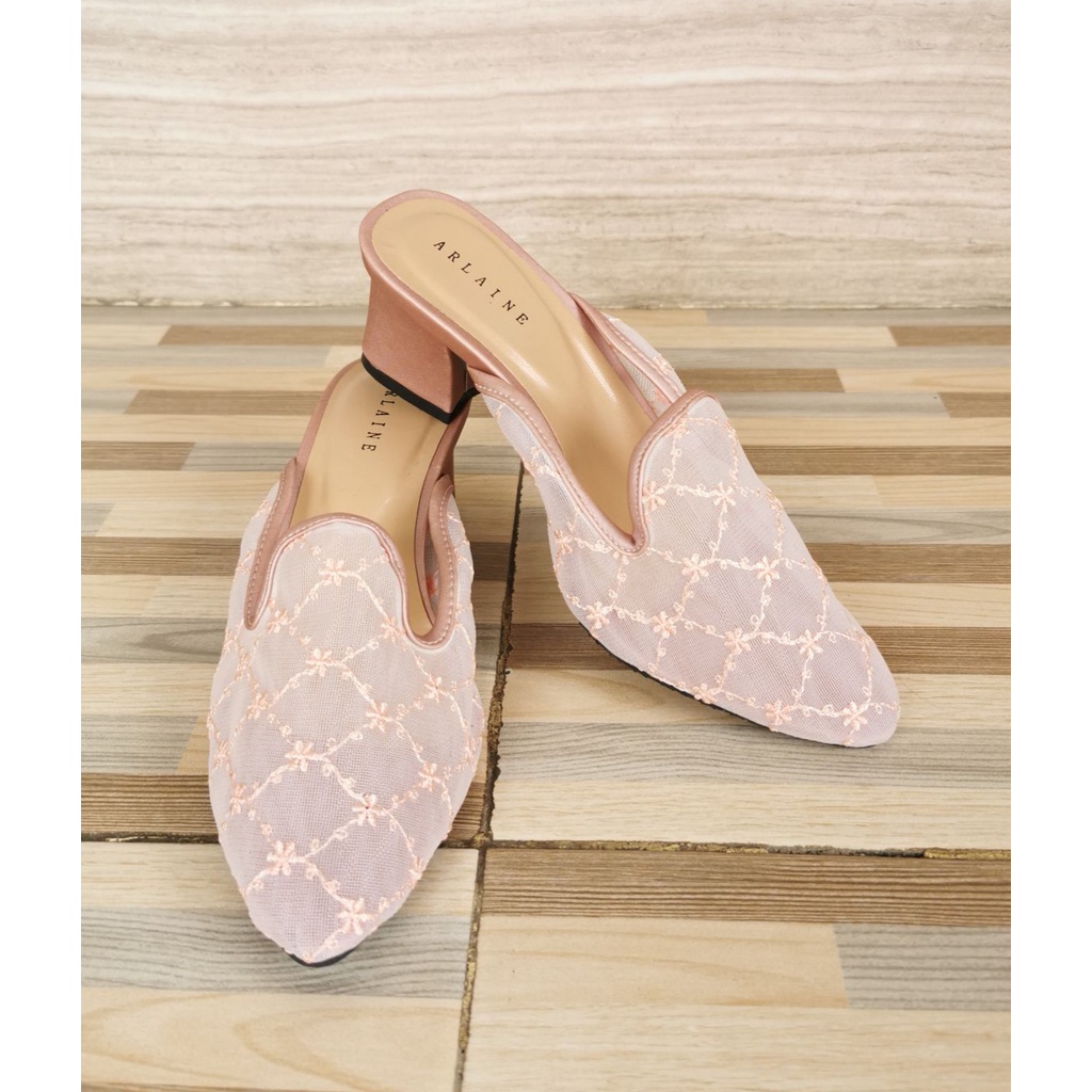 Arlaine Arsyila Sandal Heels Brukat / Sandal Heels 5cm / Sandal Heels Wanita