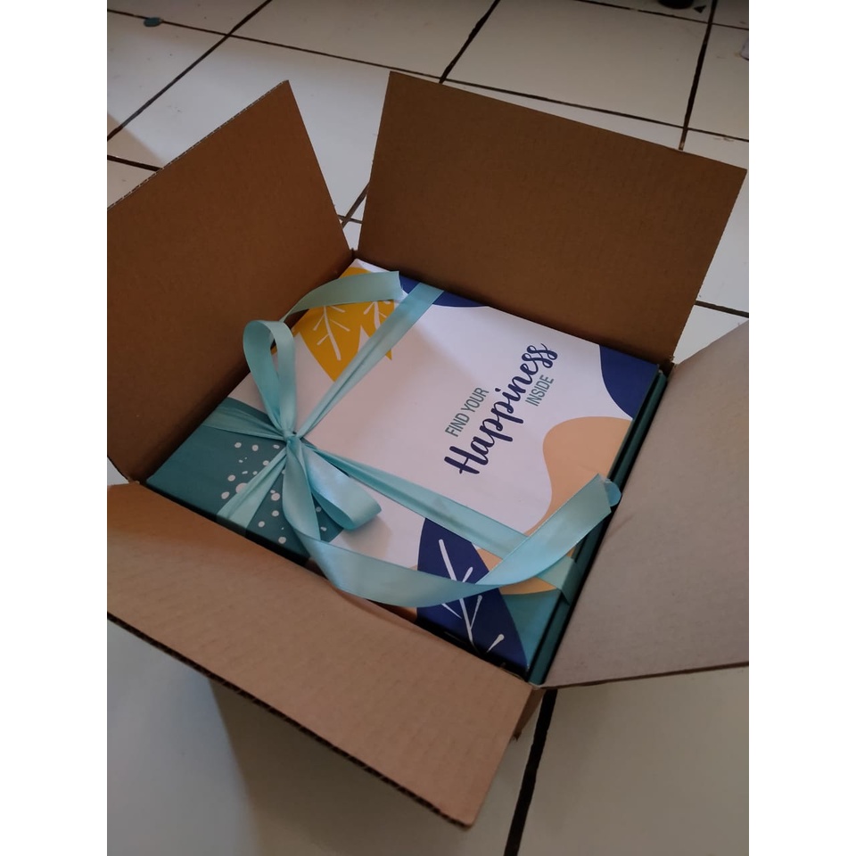 

Hot Sale Kado Hadiah Ulang Tahun Cewek Pacar Parcel Lebaran Thr Anak Hampers Snack Wisuda Hadiah