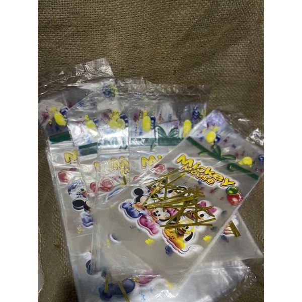 

Plastik Ulang Tahun ukuran 17x35