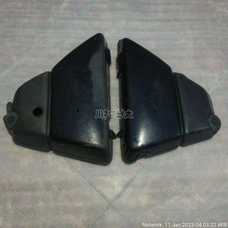 cover tutup bok box aki kiri kanan hitam YAMAHA L2SN L2SUPER original