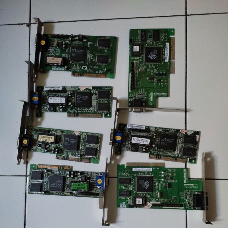 Vga agp  2x  S3 trio / ati 3D Computer kuno jadul,, thn 1993 jadul