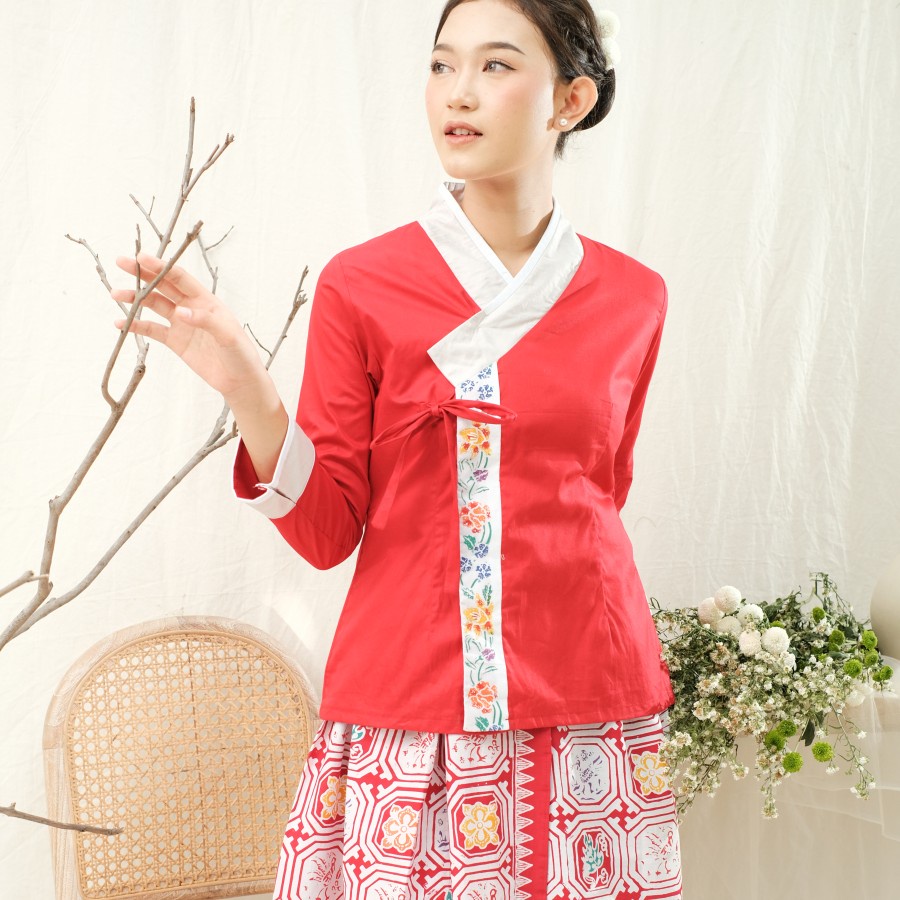 Blus Batik Hanbok Lengan Panjang Meradelima Katun Jepang Merah