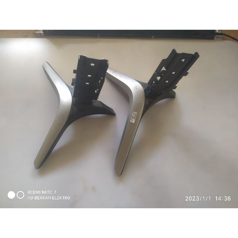 kaki tv sharp 4T-C50AH1X