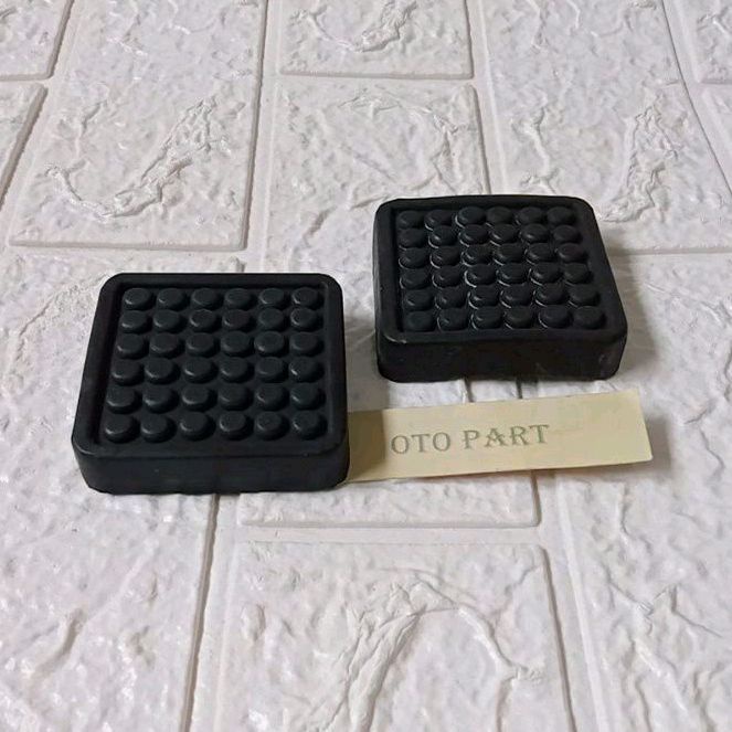 Karet pedal rem kopling sepasang Toyota Rino Rinosaurus karet pedal rem Rino karet pedal kopling Rin