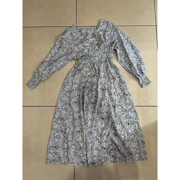 DRESS / BAJU MOTIF BUNGA