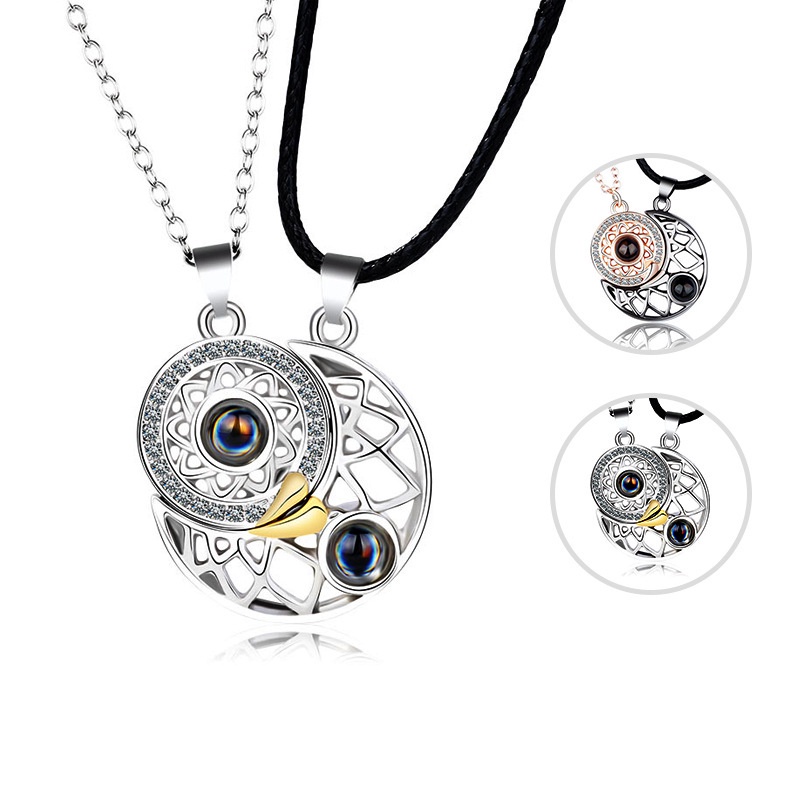 Hot Sale/2Pcs Set Kreatif100Bahasa I Love You Couple Pendant Necklace/Ladies Simple Charm Necklaces/Kalung Klavikula Elegan/Kalung Rantai Pantai Kepribadian Perempuan
