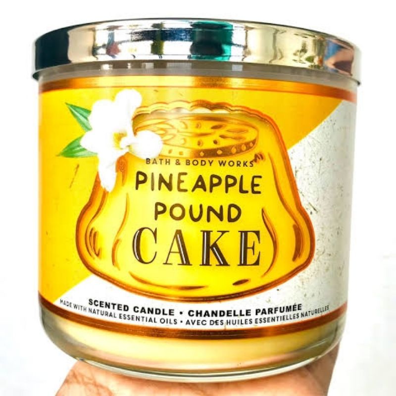 BATH &amp; BODY WORKS BBW PINEAPPLE POUND CAKE 3 WICK SCENTED CANDLE 411 G PENGHARUM RUANGAN