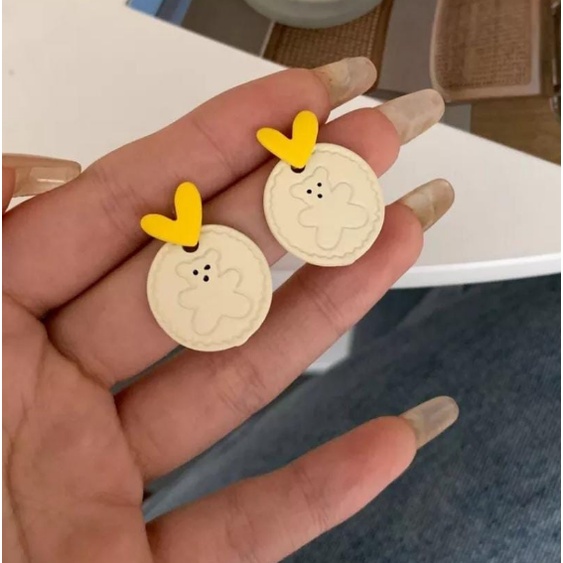 Anting anting korea beruang cinta