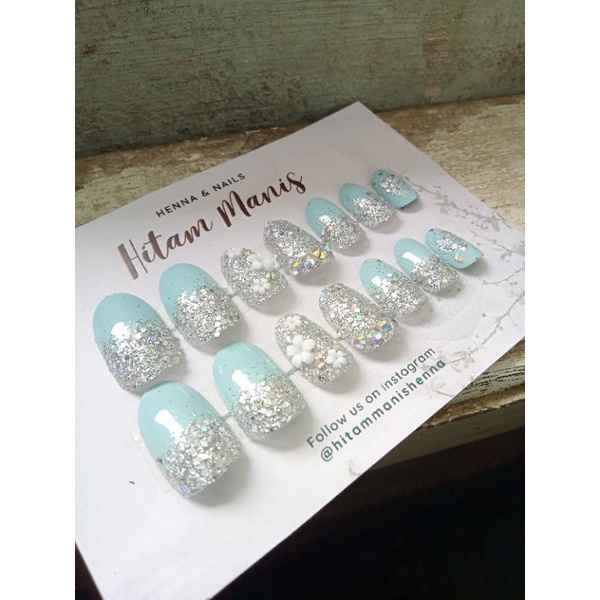 nailart biru / nailart premium / nailart murah / nailart wedding / nailart handmade / kuku palsu han