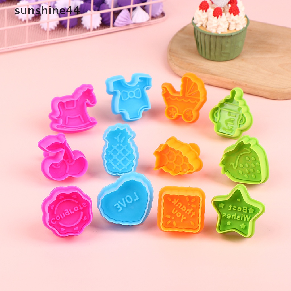 Sunshine 4Pcs Plastik 3D Kartun Cookie Cetakan Biskuit Cutter Stamps Bakeware Tools.