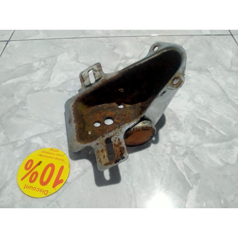 Breket Stoplamp suzuki Fr70