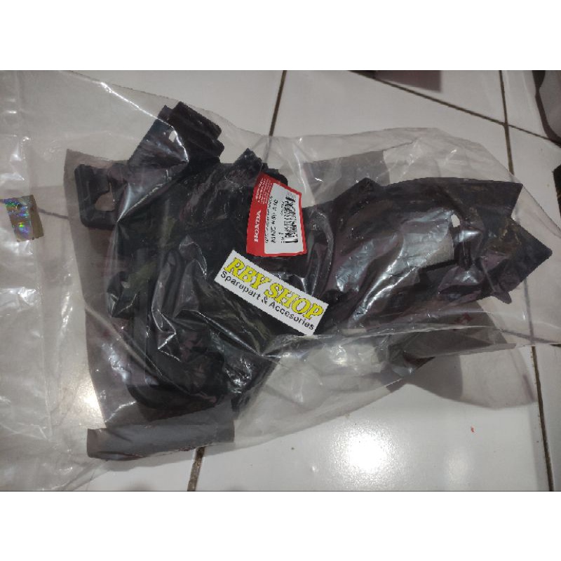 Hugger Spakbor Kolong Honda Vario 125 150 Led Original Honda