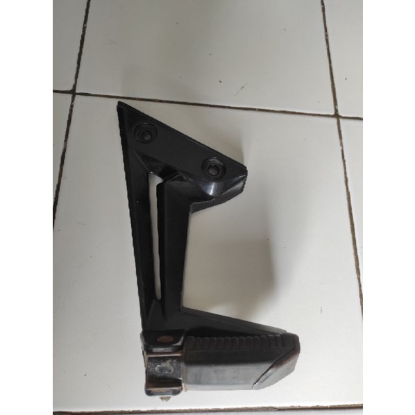 foot step bustep kiri L jupiter mx new 135 original second