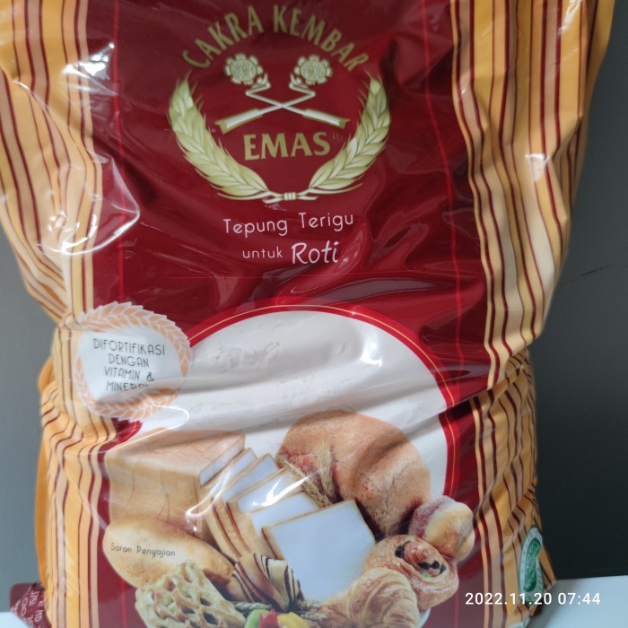 

Tepung Cakra Kembar Emas Roti 5 Kg