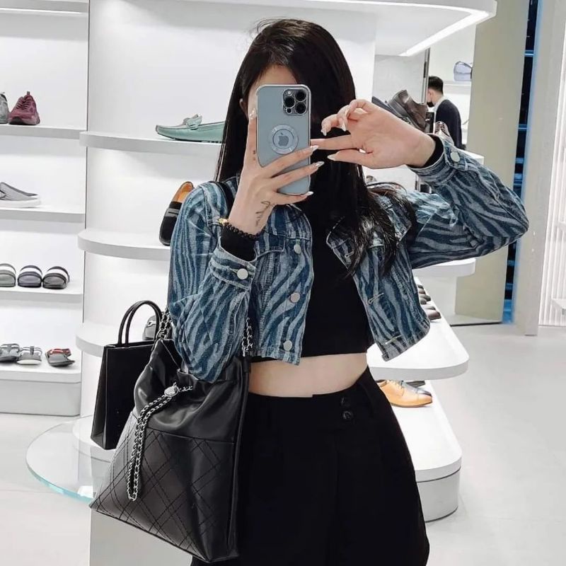 PDRO Cala Quilted Drawstring Tote